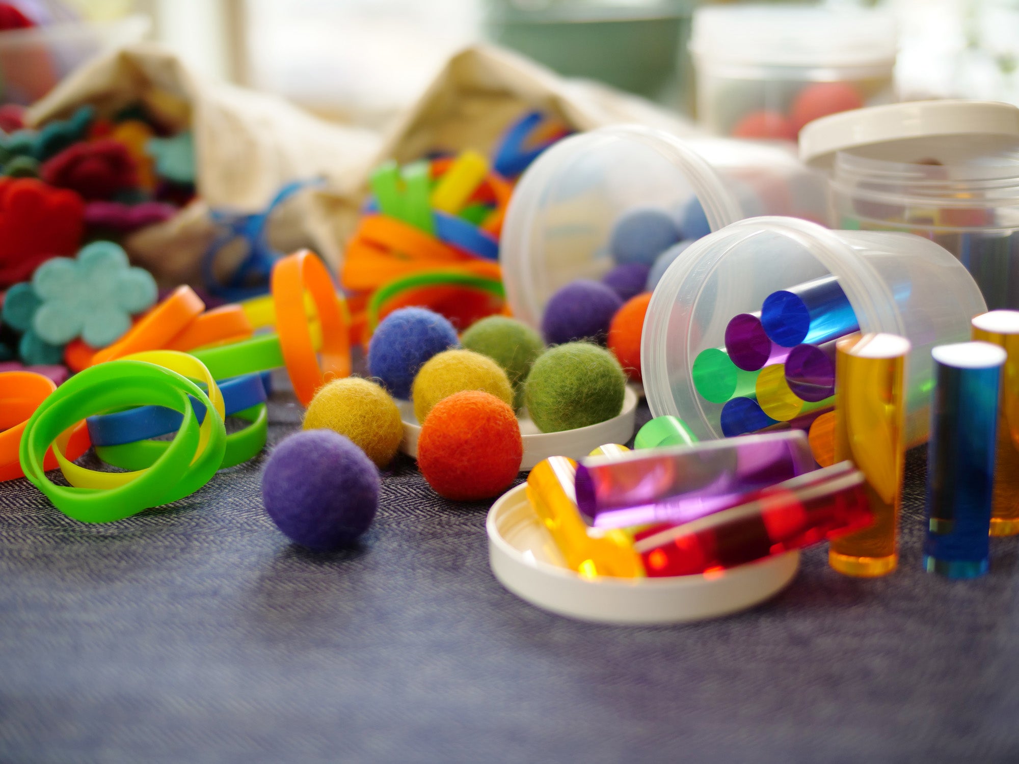 Loose Parts Color Mix