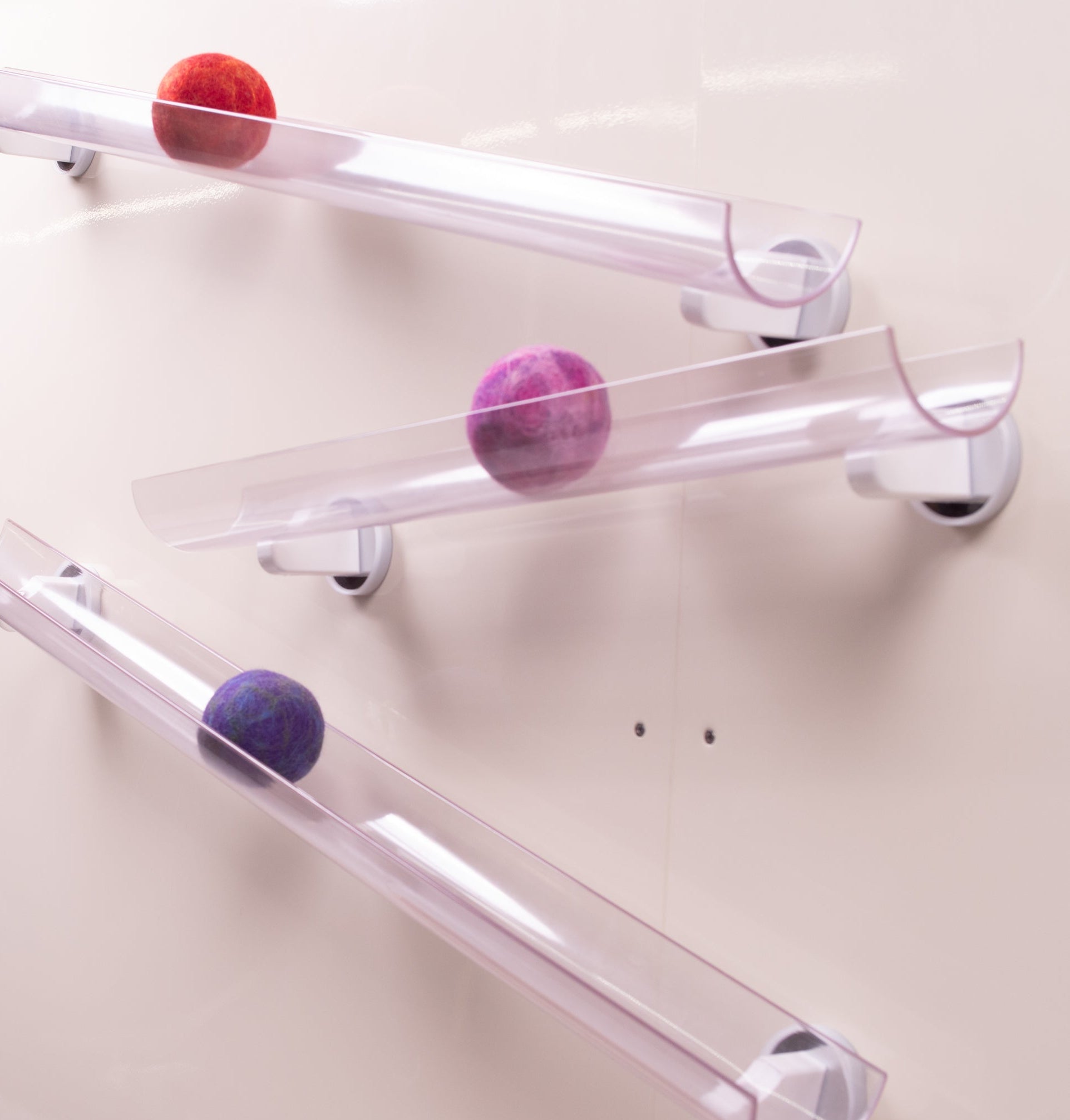 Magnet Wall Clear Ramp Set