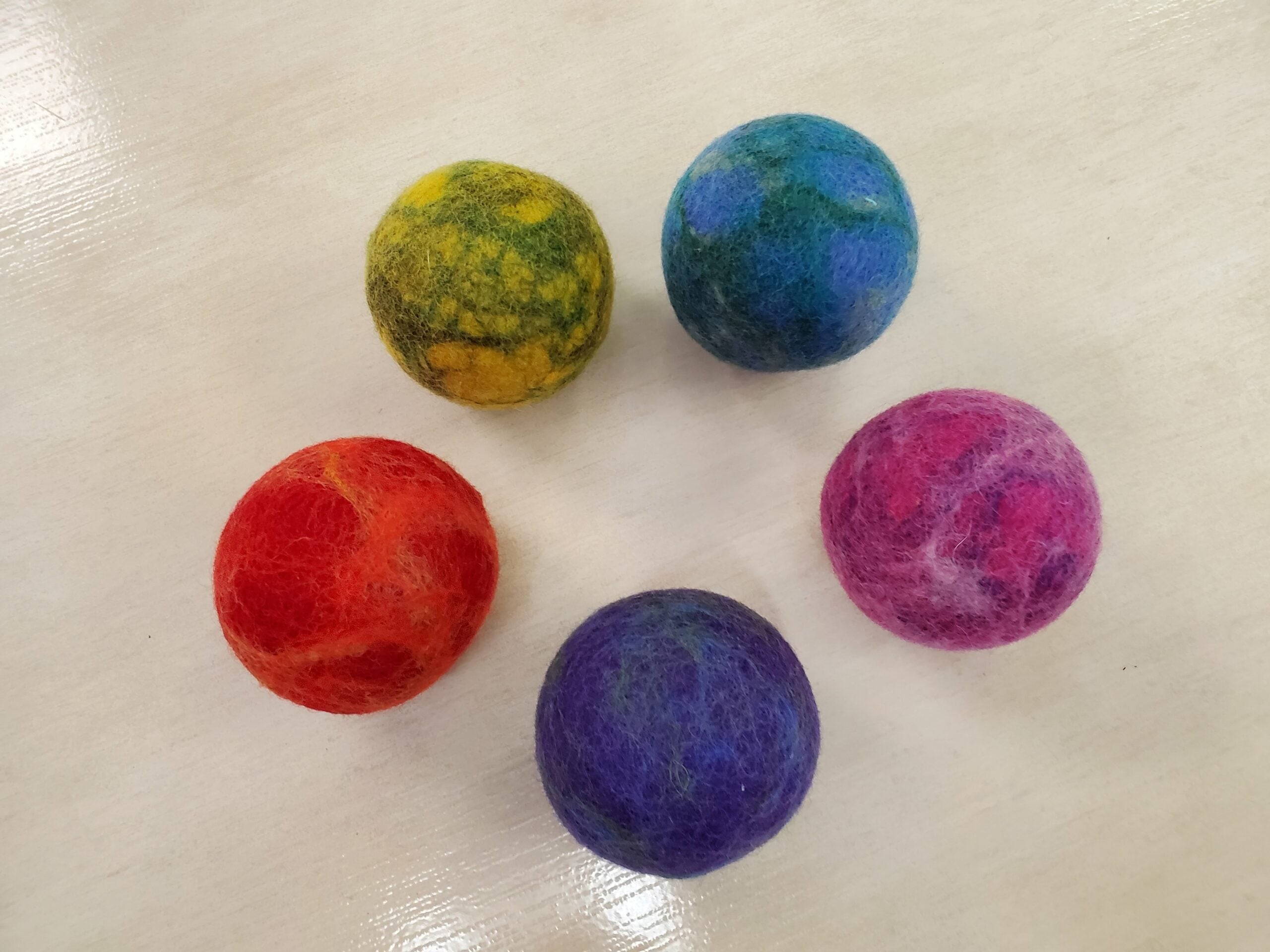 Marbled Colors Wool Balls