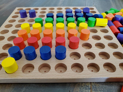 Hardwood Pegboard with Pegs