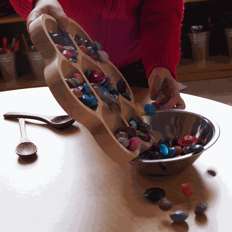 Natural Flower Tray wooden sorting tray with six petals and central area for organizing materials