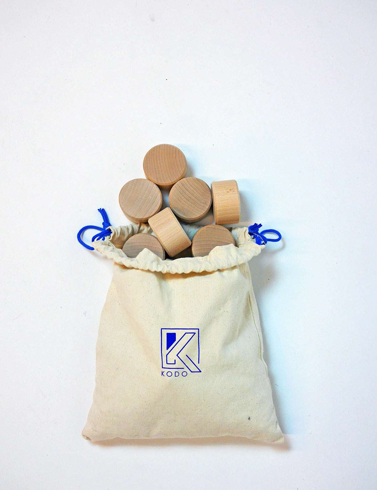 Canvas storage bags with drawstrings for organizing materials in two sizes
