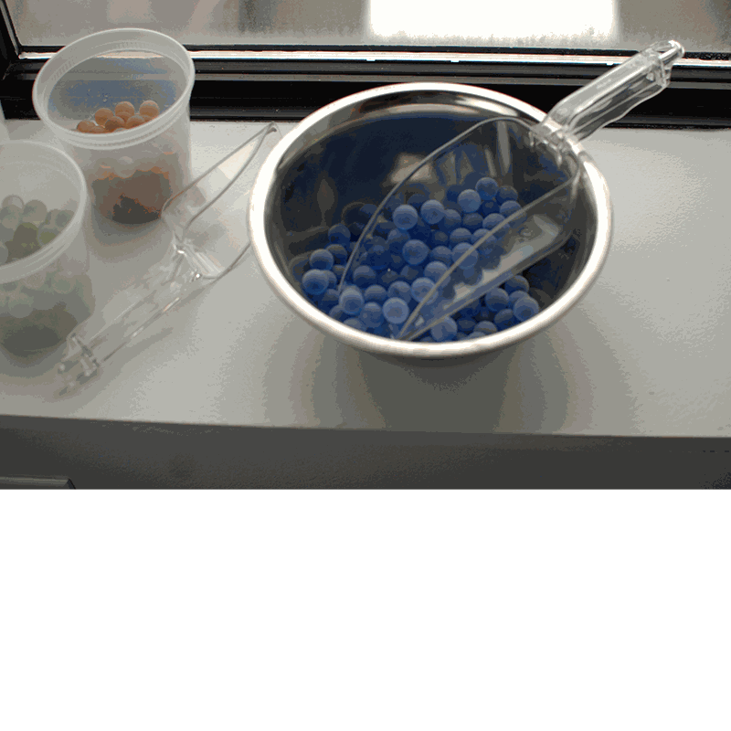 Heavy-duty exploration scoops with ergonomic handles for indoor and outdoor sensory play