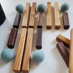 Graduated Building Sticks with Wool Balls